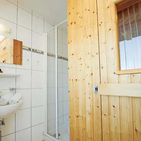 Dertnig アパート フラッハウ